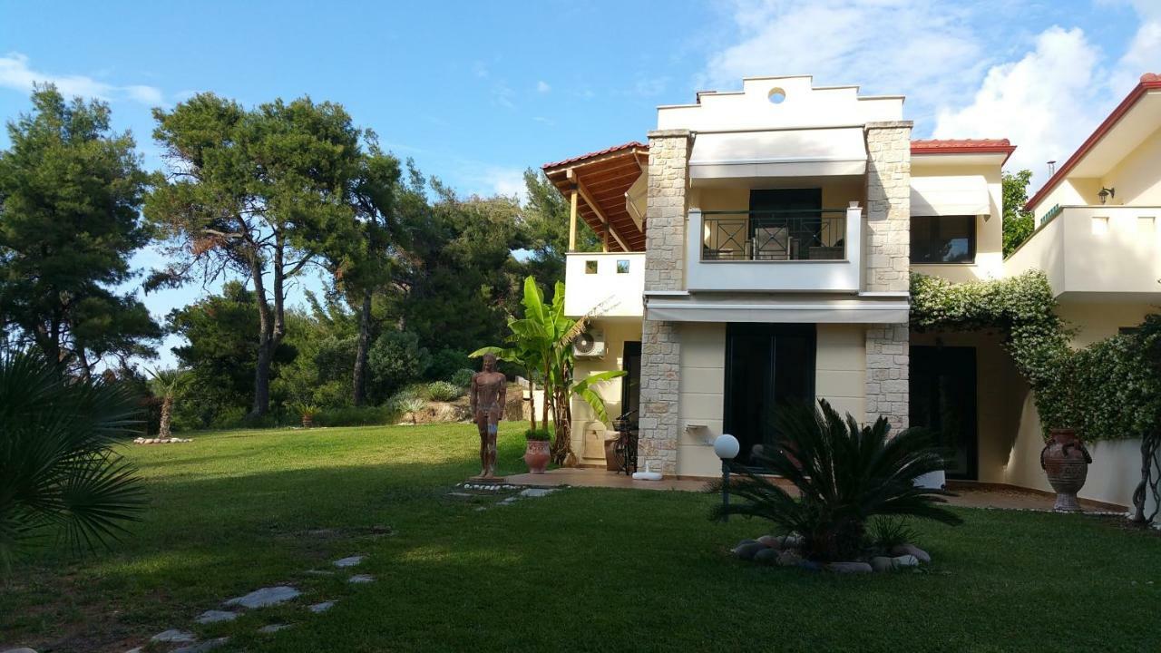 Villa Chris Possidi Esterno foto
