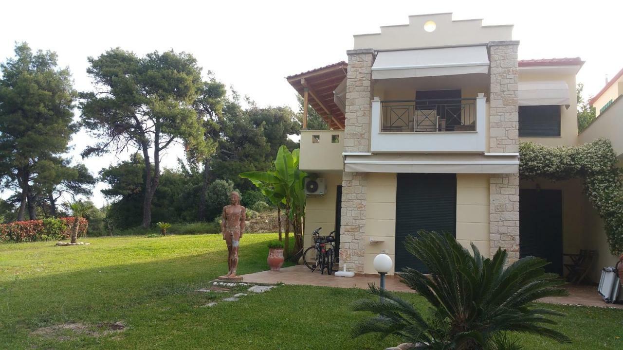 Villa Chris Possidi Esterno foto