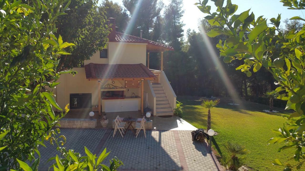 Villa Chris Possidi Esterno foto