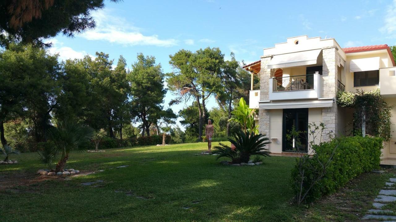 Villa Chris Possidi Esterno foto